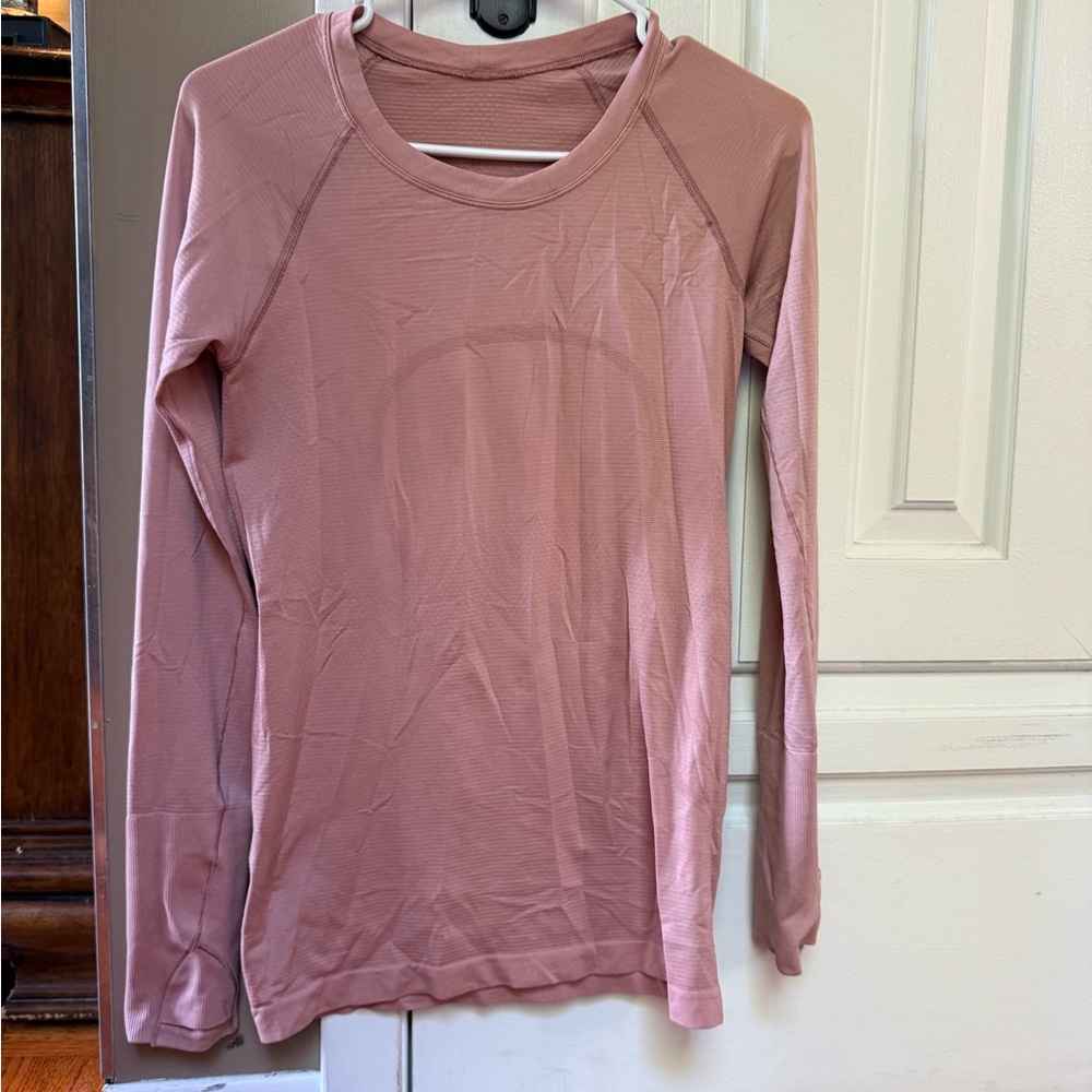 Lululemon Swiftly Tech Twilight Rose Size 6